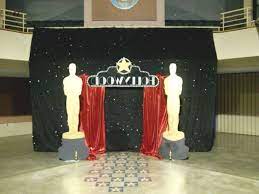 Once guests join the party, they. Hollywood Party Theme Decorations Decorating Of Party Hollywood Theme P Hollywood Theme Party Decorations Hollywood Party Theme Hollywood Party Decorations
