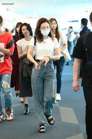 Twice Nayeon Airport Fashion Kpop Kpop Fashion Outfits Korean Airport Fashion