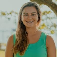 Karen Giovanelli's Instagram, Twitter & Facebook