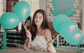 Ranty maria selalu berhasil membawakan peran dengan apik di setiap kesempatannya berakting. Muka Bule Ranty Maria Ternyata Doyan Banget Nyemil Makanan Merakyat Ini