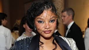 This Black Woman Is The Real MVP For Teaching A White Mom How To Care For  Her Adopted Daughter's Hair