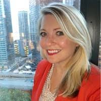 Elizabeth Roach's Instagram, Twitter & Facebook