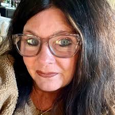 What volunteer opportunities are available for 13-year-old teens in Omaha  during the summer?