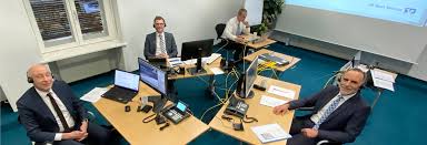 Das telefonbuch kann mit 9 adressen antworten! Bildnachweis Vr Bank Weimar Eg