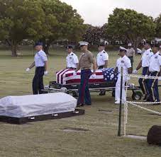 We did not find results for: Pearl Harbor Man Horte Nur Noch Klopfen Aus Dem Schlachtschiff Welt