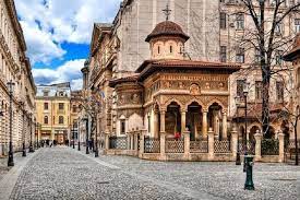 Bucarest il centro storico e il romanian atheneum il parlamento rumeno sorge in un deserto alla pyong yang dopo il disastro nucleare. Recorrido A Pie Por El Casco Antiguo De Bucarest 2021 Viator