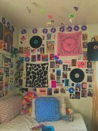 5 out of 5 stars. ð˜ˆ ð˜—ð˜³ð˜°ð˜µð˜¦ð˜¨ð˜ªð˜¥ð˜¢ Pausada In 2021 Indie Room Decor Neon Room Retro Room
