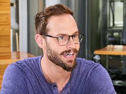 'Married at First Sight' star Matt Gwynne's co-stars laugh at his claims he  invested a lot into Amber Bowles marriage