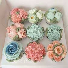 Pin By Lana Melton On Cocina Flower Cupcakes Flower Cake Cupcake Cakes