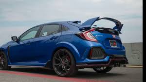 Honda civic type r är en glödhet sportkombi som med sin snabba acceleration sätter en helt ny standard för körning på både väg och tävlingsbanor. 2018 Honda Civic Type R First Look In India Youtube