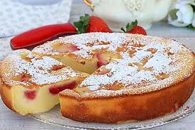 Clafoutis Aux Fraises Au Thermomix Clafoutis Aux Fraises Recette Clafoutis Recette Avec Des Fraises