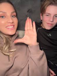 Laila Hogfelt William Obekväm Frågor