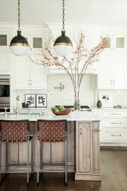 Beautiful Wood White Kitchen With 3 Hicks Pendants Above The Island Design By Rena Cherny Studio Classic White Kitchen Kitchen Island Tops Home Decor