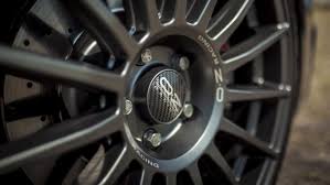 Velg ini diproduksi secara cast di italy. Alufelgen Superturismo Lm Oz Racing