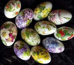 Pin Auf Holiday Easter Eggs