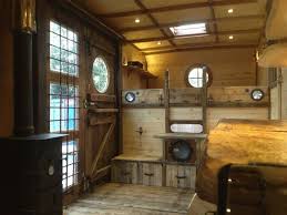 Box Truck House Google Search Traveling Tiny House Tiny House Swoon Horse Box Conversion