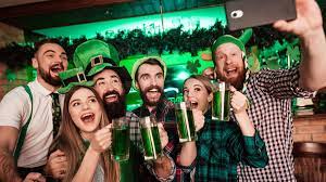 · la fiesta de origen irlandés no solo tiene . Saint Patrick S Day Que Es Y Por Que Se Celebra El Dia De San Patricio En Usa As Usa