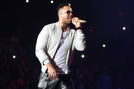 Stream tracks and playlists from romeo santos on your desktop or mobile device. King Of Bachata Romeo Santos Took Advantage Of Nanny Lawsuit
