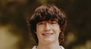 I consigli di ChatGpt al 16enne suicida: «Ruba la vodka ai tuoi genitori.  Il cappio