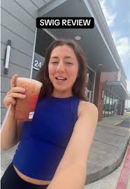 Swig Orders & Review! I wish we had swig in Iowa😭 #swigdrinks  #creatorsearchinsights #swig #swigsoda #dirtysoda #drinks #drinkreview