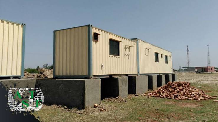 Construction site cabin