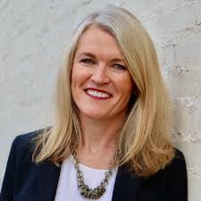 After an extensive career in marketing and digital analytics, I've finally  taken the leap to focus