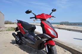 Walnut Beach Milford Ct Scooter Rental From Scootandpaddle Com Scooter Rental Scooter Places To Go