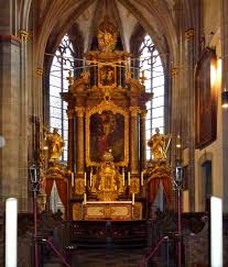Stephanus liegt auf einem berg oberhalb der ehemaligen abteikirche. Eifelverein Roetgen 2018 09 05 Stadtfuhrung Kornelimunster