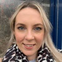 1400+ Profile mit dem Suchbegriff „Snedden“