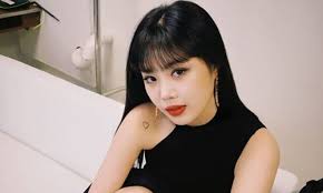 With the advice of her mother, soojin learned jazz dance at a young age. Dmbkfzei Lwesm