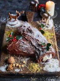 Grâce à un repas de réveillon de noël traditionnel avec une touche de fantaisie. Jamie Keep Cooking At Christmas Jamie Oliver Christmas Tv Show Christmas Jamie Oliver