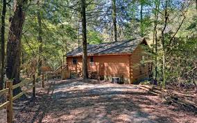 This is our list of vacation rental cabins and homes in north georgia and western north carolina that are pet friendly. 25 Best Pet Friendly Cabins In North Georgia Ideas Cabins In North Georgia Pet Friendly Cabins Georgia Mountains