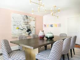 Deciding on a centerpiece for the dining room table can be a bit daunting… how do pick a scene stealer for a piece of furniture, or in some cases, an entire room? Dining Room Table Decor Ideas How To Decorate Your Dining Room Table Hgtv