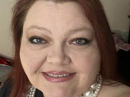 Rena Craig's Instagram, Twitter & Facebook