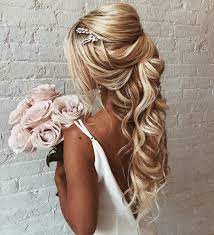 What An Amazing Day Nyc Master Class Look 1 Huge Thanks To Everyone Who Attended This Was Truly A Day W Hair Vine Wedding Wedding Hair Half Hair Styles