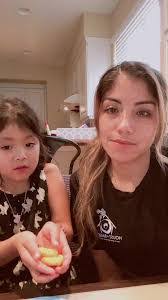 Amberly Mae's Instagram, Twitter & Facebook