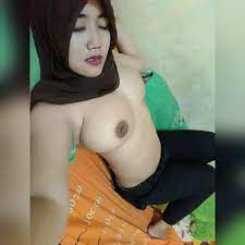 Jilbab cantik colmek