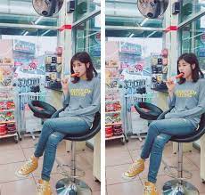 한 방송에 따르면, 정소민은 1년 반에 걸쳐 10kg를 또한 그의 다이어트 비법에 대해 상추, 오이고추, 토마토, 블루베리 등을 먹는다며 집에서 직접. ì •ì†Œë¯¼ ë‹¤ì´ì–´íŠ¸ ë°©ë²• ëŒ€ê³µê°œ í•œì˜ì›ì—ì„œ ì¹¨ ë§žê¸°ë„ í–ˆë‹¤ ì•„ì‹œì•„ê²½ì œ