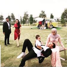 От drama sangat official , 1 year ago. Bicara Cinta Lelakimuyangdulu Karyafarahdarianna Akan Facebook