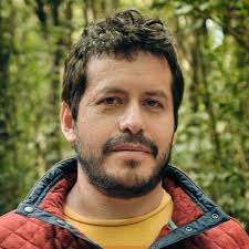 Elio Rivero's Instagram, Twitter & Facebook