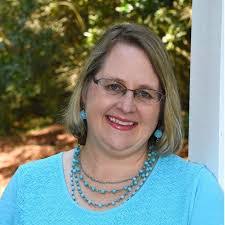 Leslie Pegram's Instagram, Twitter & Facebook