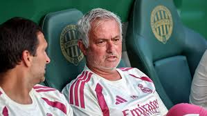A revolução de Mourinho em Madri: Silva e Güler encerram a era do duplo pivô sólido