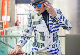 If you're looking into buying a smart car, there are many aspects to consider. Smart Fashion Showcased At Imperial Lates Imperial News Imperial College London