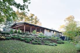 Modern Prairie Style House With Lots Of Natural Wood In Decor Digsdigs