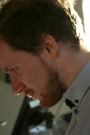 Adrian (27) om livet med tourettes: