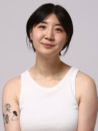 Janet Phinney's Instagram, Twitter & Facebook