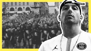 Known initially as raf camora, he founded a hip hop crew with the polish rapatoi. Puls Musik Analyse Warum Raf Camora Der Grosste Strassenrapper Europas Werden Konnte Aktuelles Musik Puls