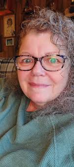 Short hair after breast cancer diagnosis