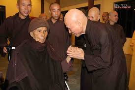 Image result for Pictures Nhất Hạnh về Đà Nẵng