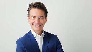 Roland weißmann wurde mit 24 von 35. Orf Generaldirektor Weissmann Geht Ins Rennen Um Den Orf Chefposten Bvz At